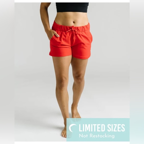 ZYIA Pants - Zyia Red Club Shorts